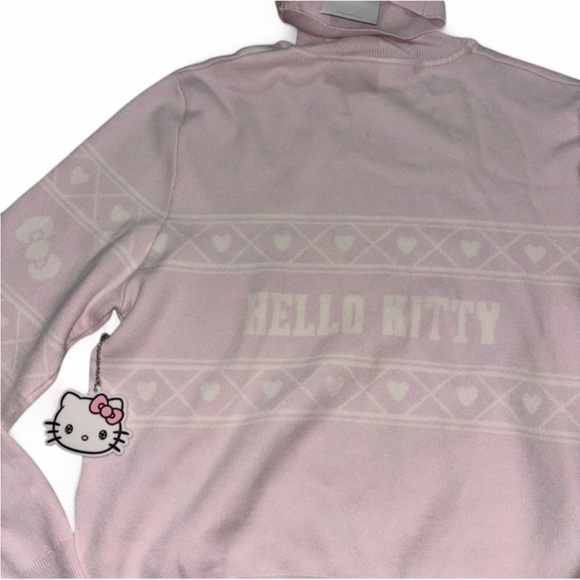 Hello Kitty light Purple Sweater - Picture 2 of 4